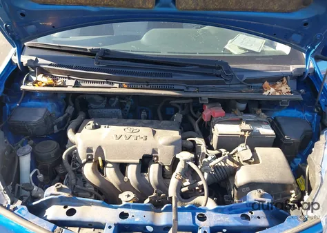 2013 Toyota Yaris Le z USA, uszkodzony, nr VIN JTDKTUD32DD563433